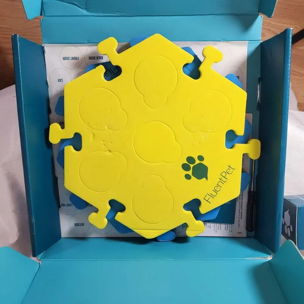 FluentPet Tester Kit 2 HexTiles 2 Sound Buttons Dog Cat